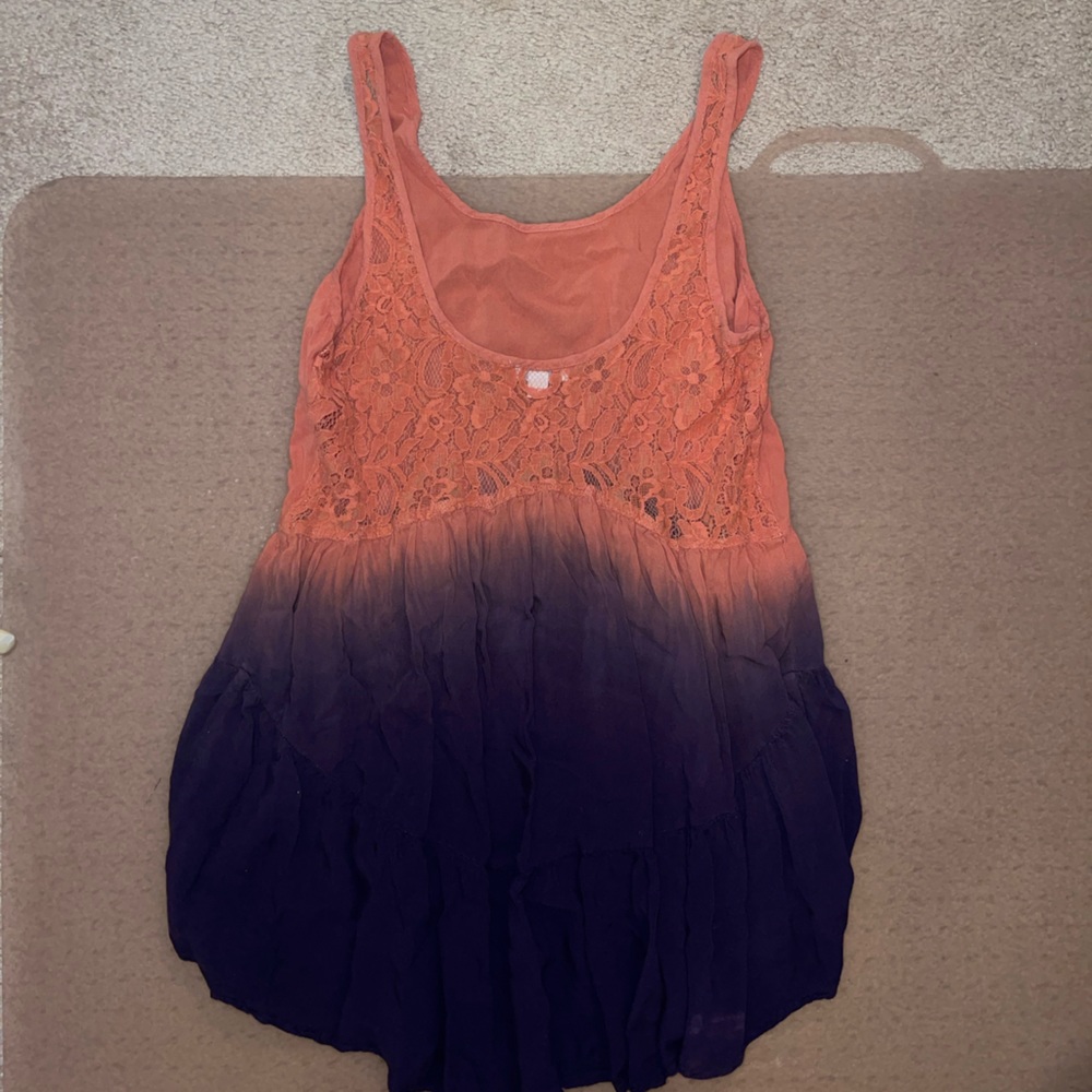 Flowy top - Picture 2 of 2